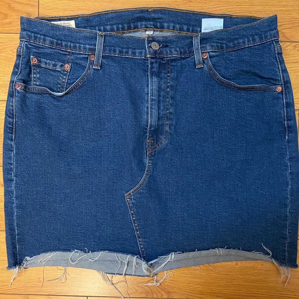 Levi’s Jean Skirt
